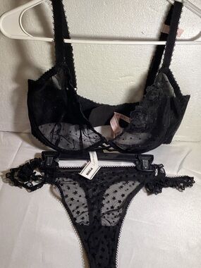 PINK Victoria's Secret Black Star Mesh Lace Bra & Thong Set